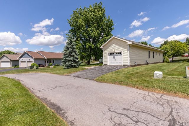 209 Newbridge Street, Camillus, NY 13031