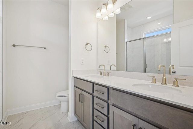 129 Midtown Rows Way 15, Fuquay Varina, NC 27526