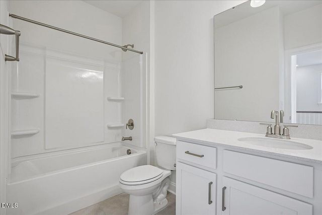 129 Midtown Rows Way 15, Fuquay Varina, NC 27526