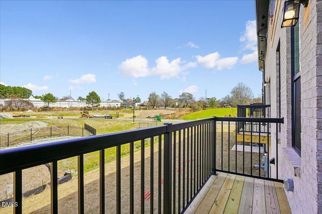 129 Midtown Rows Way 15, Fuquay Varina, NC 27526