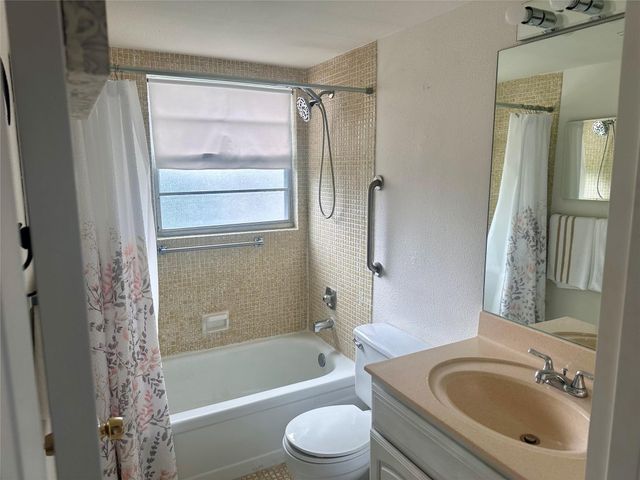 200 Mansfield E 200, Boca Raton, FL 33434