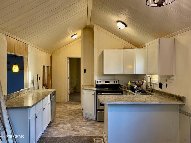 1219 Thomas Drive 95, Panama City, FL 32408