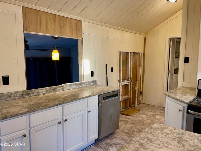 1219 Thomas Drive 95, Panama City, FL 32408