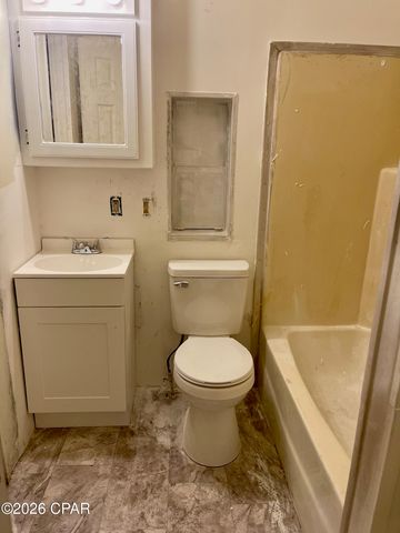 1219 Thomas Drive 95, Panama City, FL 32408