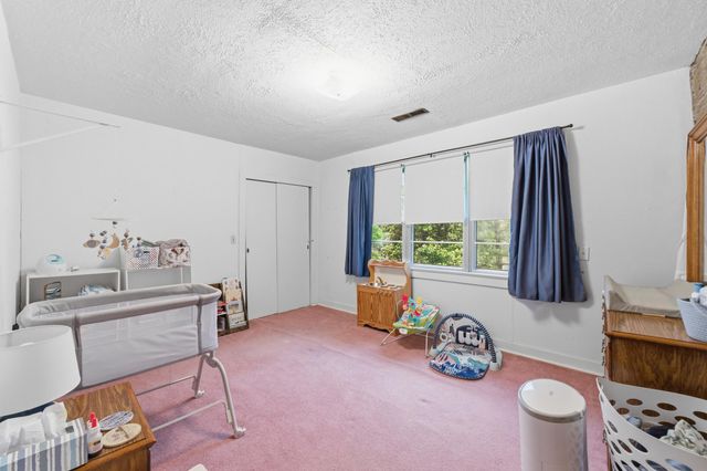700 Contour Avenue, South Pittsburg, TN 37380