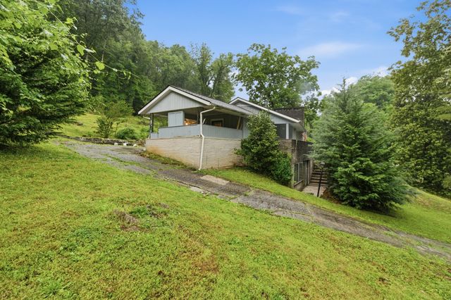 700 Contour Avenue, South Pittsburg, TN 37380