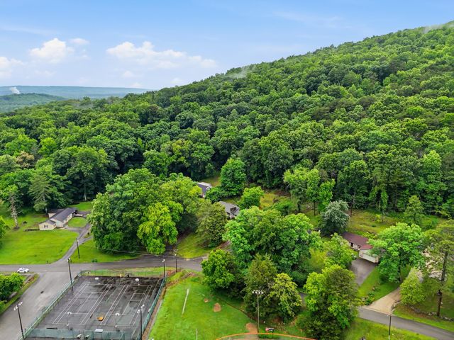 700 Contour Avenue, South Pittsburg, TN 37380