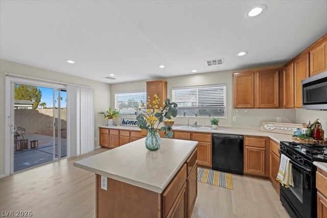 9828 Gold Pan Court, Las Vegas, NV 89183