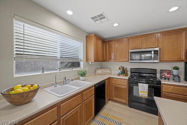 9828 Gold Pan Court, Las Vegas, NV 89183