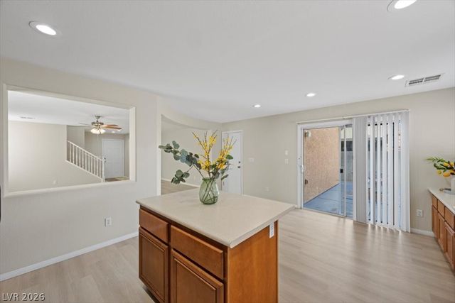 9828 Gold Pan Court, Las Vegas, NV 89183