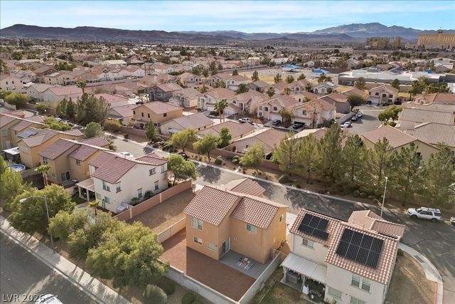 9828 Gold Pan Court, Las Vegas, NV 89183