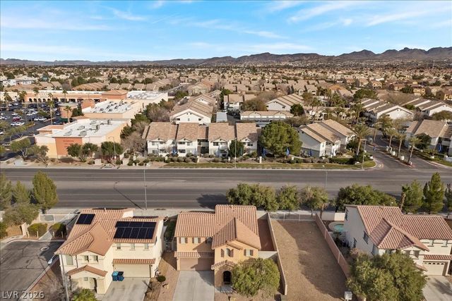 9828 Gold Pan Court, Las Vegas, NV 89183