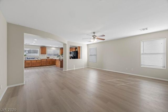 9828 Gold Pan Court, Las Vegas, NV 89183