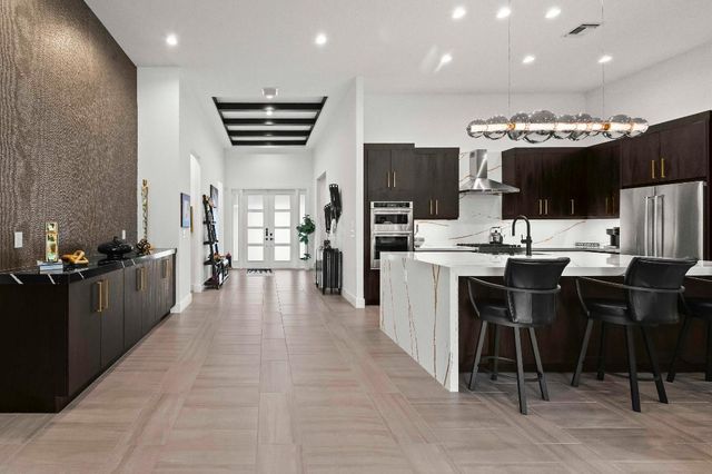 10031 Timber Creek Way, Palm Beach Gardens, FL 33412