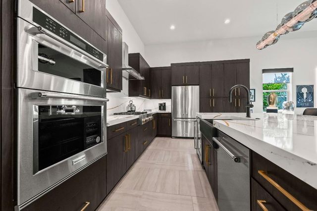 10031 Timber Creek Way, Palm Beach Gardens, FL 33412