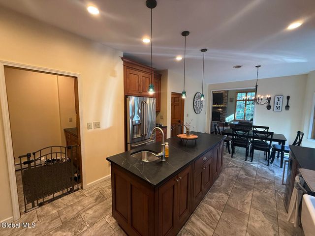 12 Pond Hollow Road, Sand Lake, NY 12018