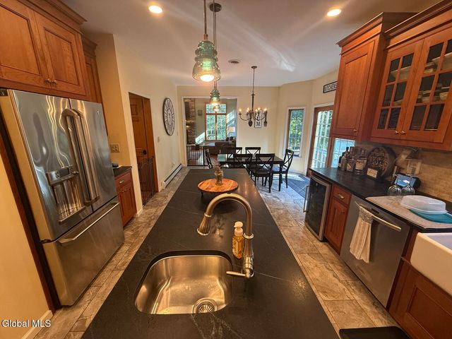 12 Pond Hollow Road, Sand Lake, NY 12018