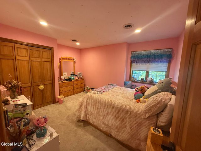 12 Pond Hollow Road, Sand Lake, NY 12018