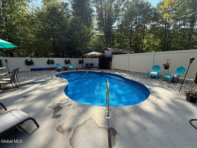 12 Pond Hollow Road, Sand Lake, NY 12018