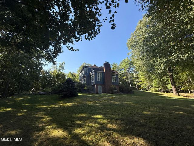 12 Pond Hollow Road, Sand Lake, NY 12018
