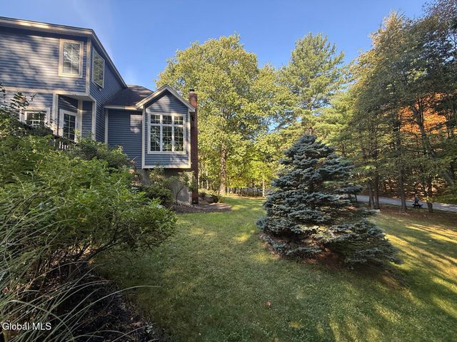 12 Pond Hollow Road, Sand Lake, NY 12018