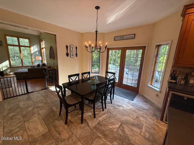 12 Pond Hollow Road, Sand Lake, NY 12018