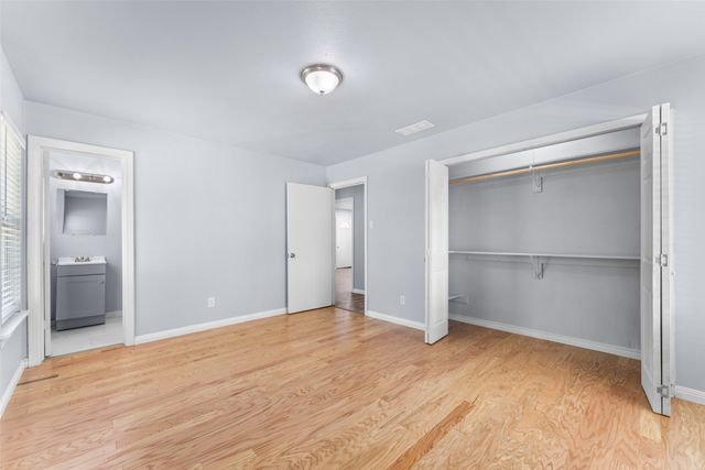 612 E 8th Street, Kemp, TX 75143