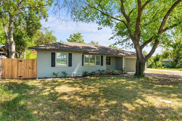 612 E 8th Street, Kemp, TX 75143