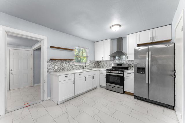 612 E 8th Street, Kemp, TX 75143