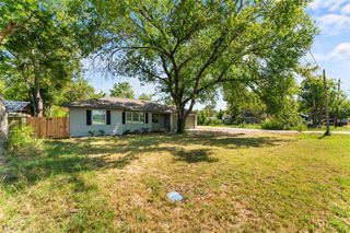 612 E 8th Street, Kemp, TX 75143