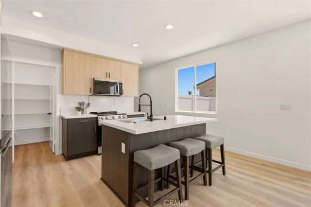 5824 Persepolis Ct, Riverside, CA 92505