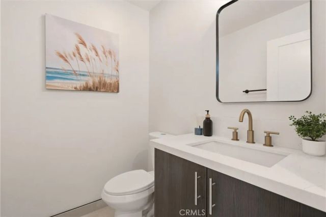5824 Persepolis Ct, Riverside, CA 92505