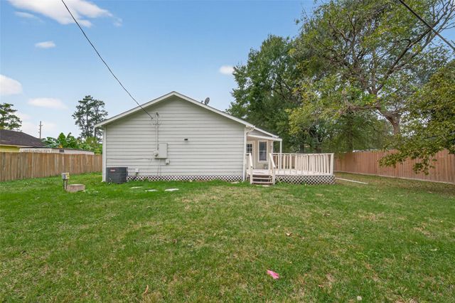 27812 Red Fox Road, Tomball, TX 77377