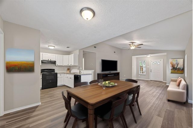 27812 Red Fox Road, Tomball, TX 77377