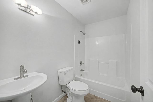 1911 Trapp-Goffs Cor Road, Winchester, KY 40391