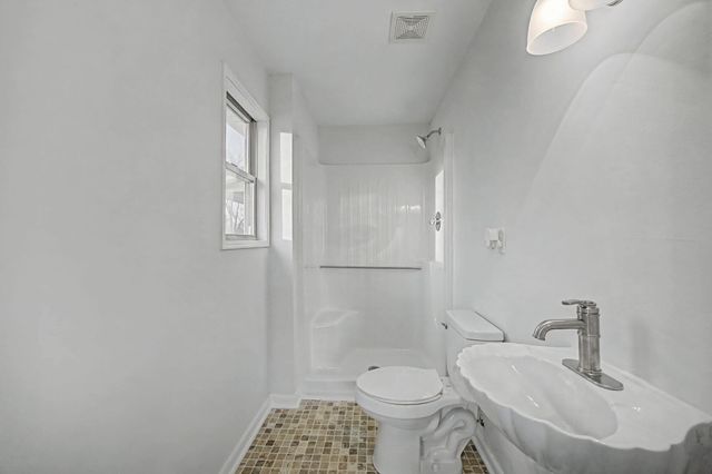 1911 Trapp-Goffs Cor Road, Winchester, KY 40391