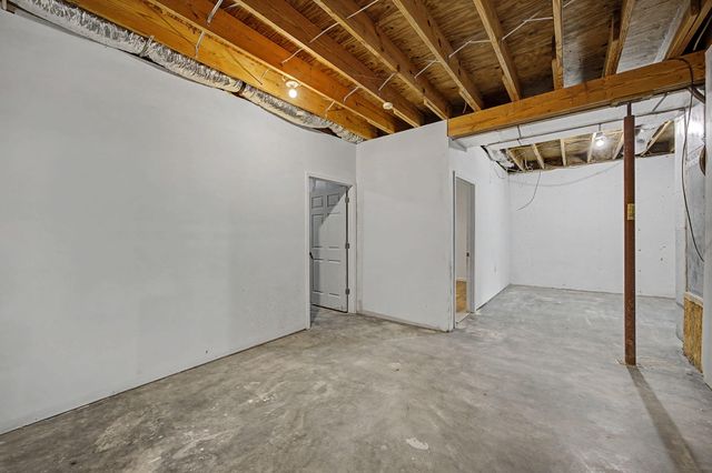 1911 Trapp-Goffs Cor Road, Winchester, KY 40391