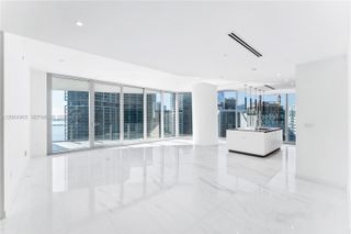 300 Biscayne Blvd Way 3507, Miami, FL 33131