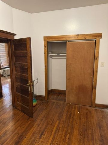 3919 W Monroe Street, Chicago, IL 60624