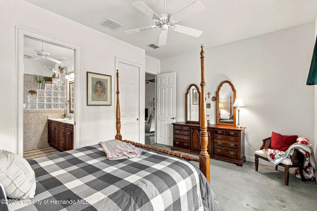 10143 Duffy Circle, Weeki Wachee, FL 34613
