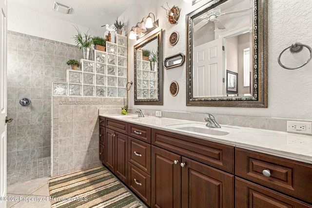 10143 Duffy Circle, Weeki Wachee, FL 34613
