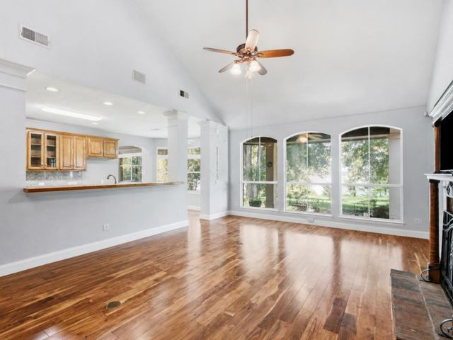 3101 W Oak Shores Drive, Cross Roads, TX 76227