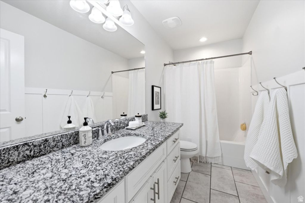 Image 15 of property listing at 9635 N BRIDGE ST, Eagle Mountain, UT 84005