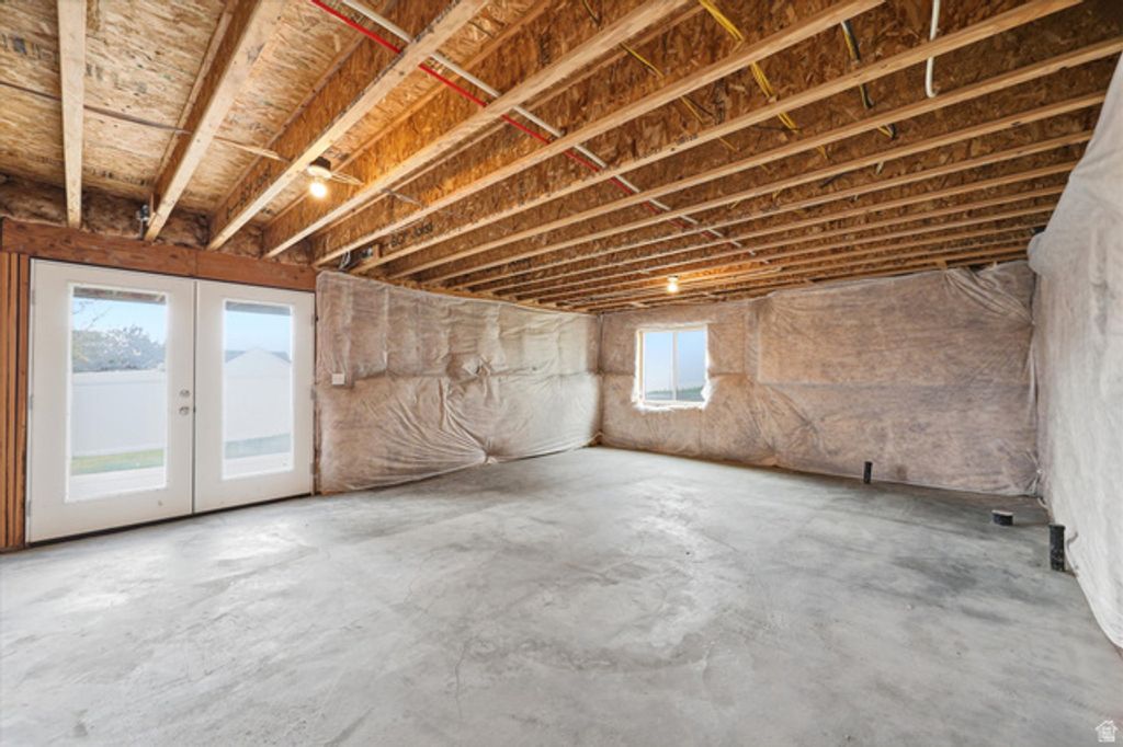Image 18 of property listing at 9635 N BRIDGE ST, Eagle Mountain, UT 84005