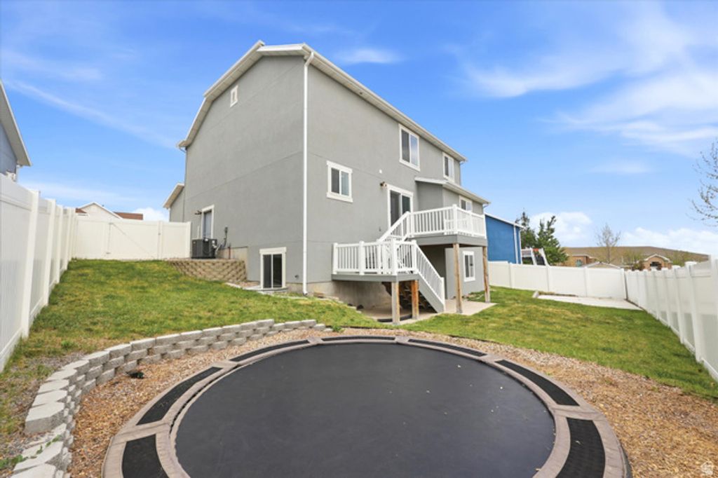 Image 21 of property listing at 9635 N BRIDGE ST, Eagle Mountain, UT 84005