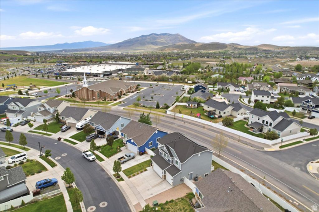 Image 27 of property listing at 9635 N BRIDGE ST, Eagle Mountain, UT 84005