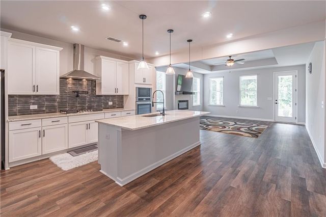 3644 Arrow Root Circle, Loganville, GA 30052