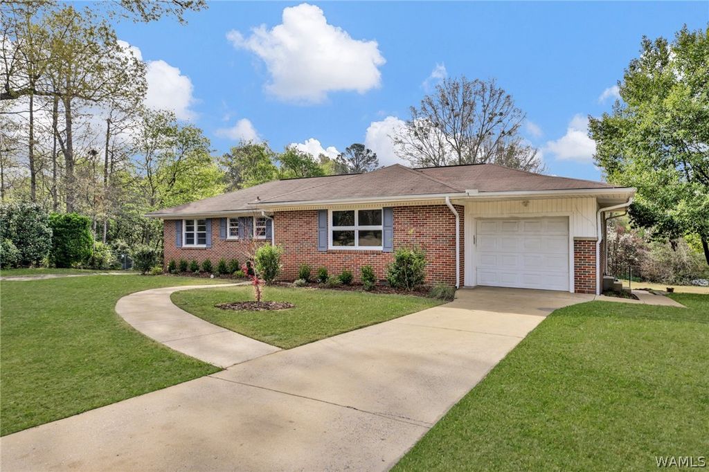 20 WINDSOR, Tuscaloosa, AL 35404