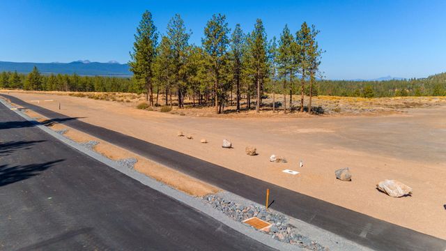 Concannon Lot 43, Bend, OR 97703
