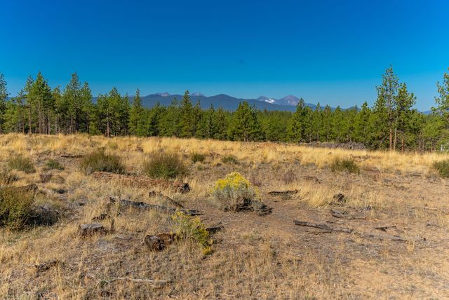 Concannon Lot 43, Bend, OR 97703